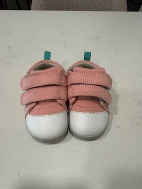 Ten Little first walkers size 4.5